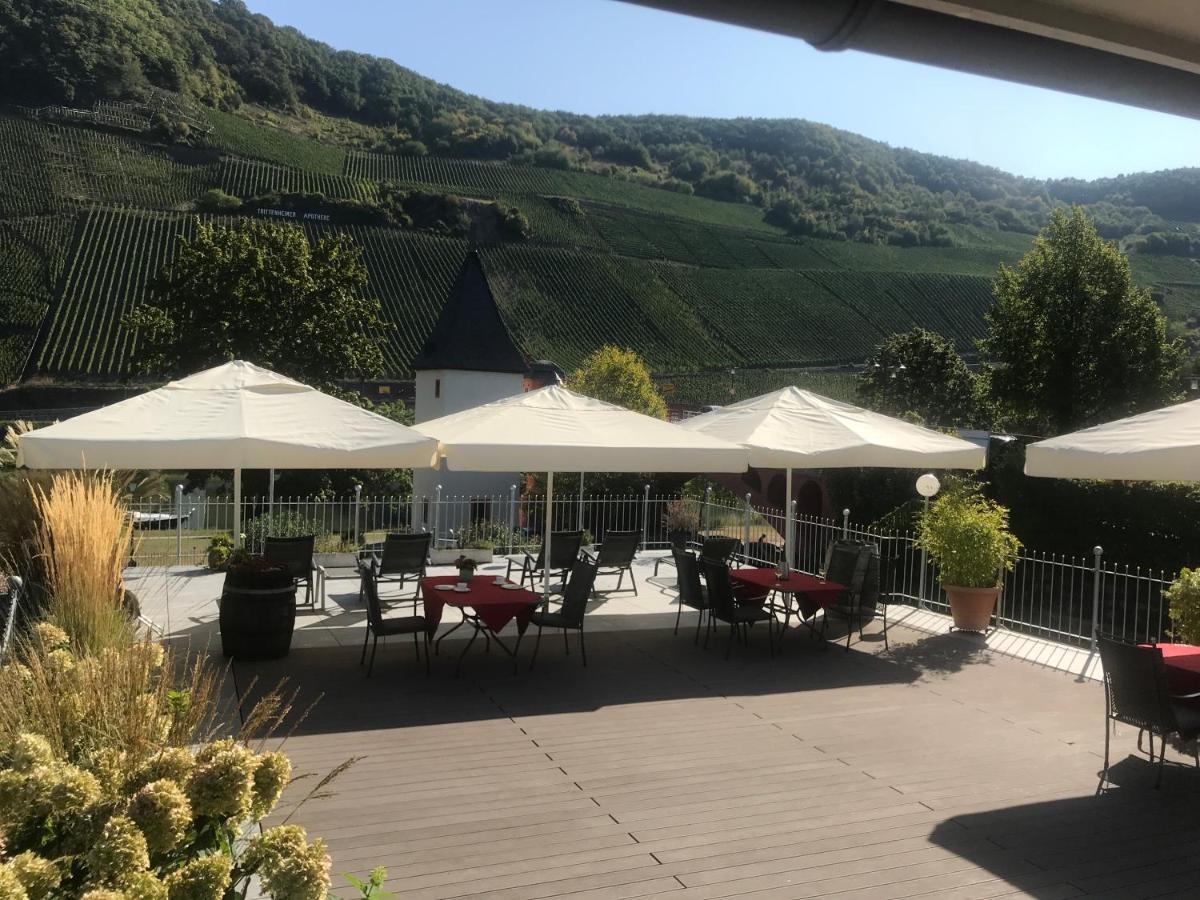Gaestehaus & Weingut Cluesserath-Weiler Trittenheim Exterior foto